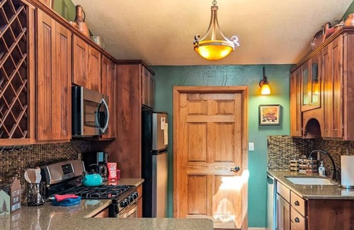 Ruidoso Cabin | A Stone's Thoreau-Riverfront Cabin: Hot Tub, Fireplace, Near Midtown