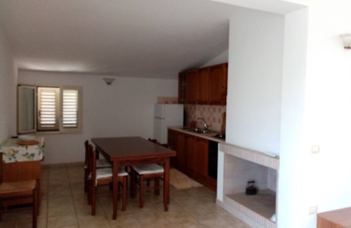 Tertenia Apartment | a stone's throw away from Foximannana in the foreground - Tertenia