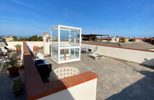 Livorno Apartment | A stone's throw from the Sea