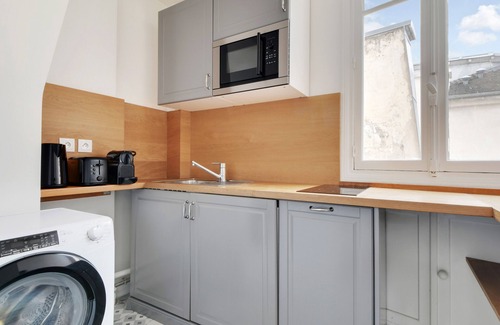 Sorbonne Apartment | A Stunning 1-BDR in Saint Michel/Notre Dame