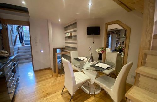 Fulham Apartment | A sun drenched Garden Flat in the heart of Fulham