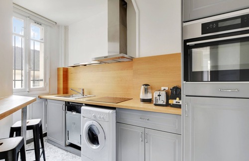 Sorbonne Apartment | A Superb 2-BDR in St Michel/Notre Dame