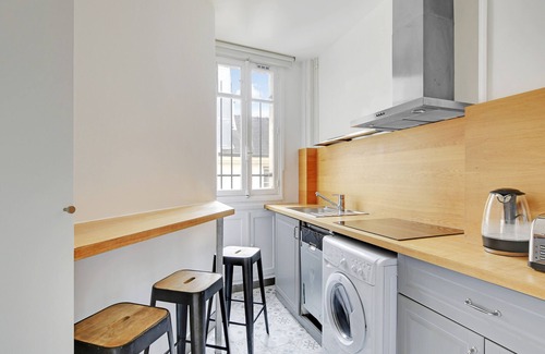 Sorbonne Apartment | A Superb 2-BDR in St Michel/Notre Dame
