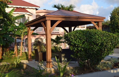 Tower Isle Villa | A superb 2-bedrooms Holiday Apartment, mins away from Ocho Rios vibrant fun