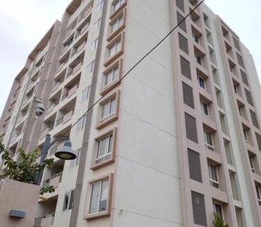 Bengaluru Apartment | A Superior King Room Manyata Tech Park IT Corporate Service Apartment