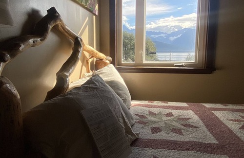 Seward Bed & Breakfast | A Swan Nest Inn