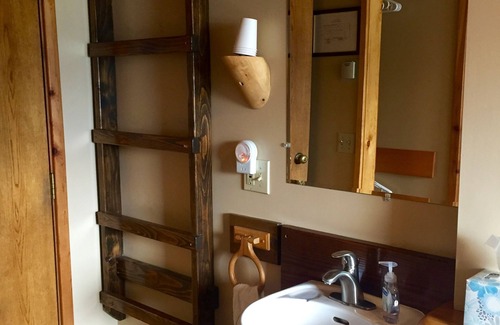 Seward Bed & Breakfast | A Swan Nest Inn