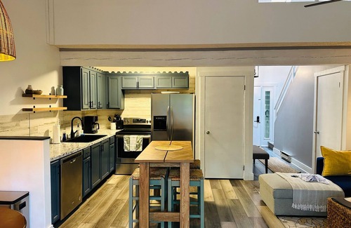 White Haven House | A sweet retreat, with a cozy vibe on Jack Frost Mountainside!