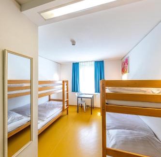 Favoriten Hostel | A&T Hotel & Hostel