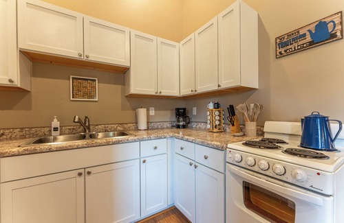 Ely Apartment | A Taste of Ely studio apartment, king bed
