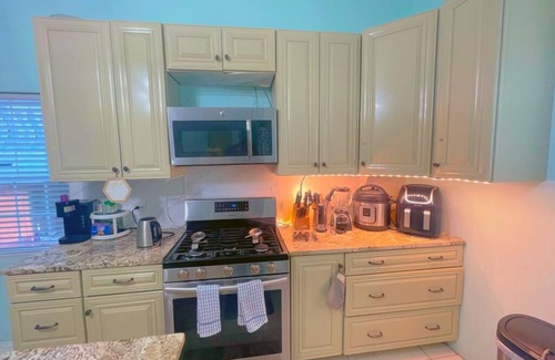 Ocho Rios House | A taste of Jamaica Lavern place