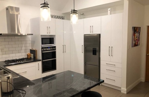 Palmerston North Bed & Breakfast | A Touch of Elegance.