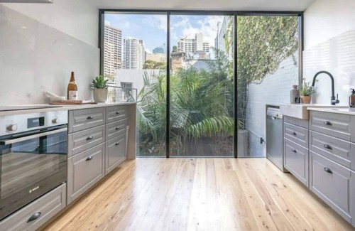 Darlinghurst House | A Touch of Soho: Luxurious Historic Residence