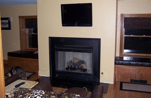 Lake Harmony House | A TOUCH OF TUSCANY - Welcome to the Poconos!!