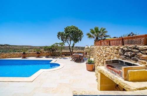 Birbuba House | A traditional Gozo farmhouse in every sense