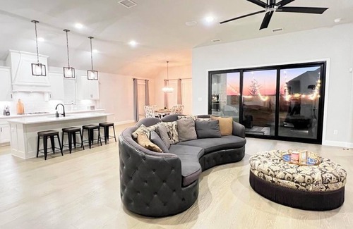 Celina House | A Tranquil Haven for the Family In Celina, TX