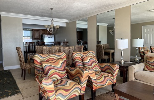 Miramar Beach House | A True gulf front. 4 Bed. 3.5 Baths, 1 Free Beach Set, Mar-Nov Only