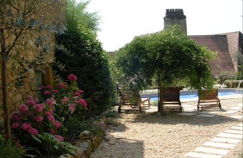 Domme House | A unique and special retreat, Chez Moge offers luxury stay for up to 8 people