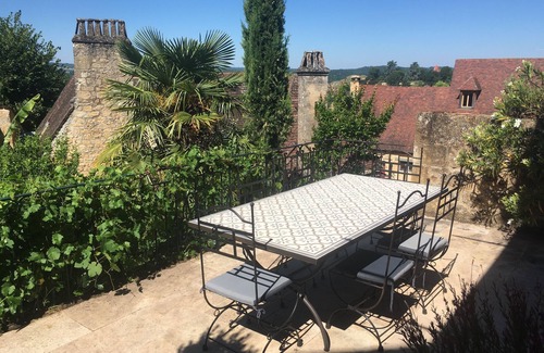 Domme House | A unique and special retreat, Chez Moge offers luxury stay for up to 8 people