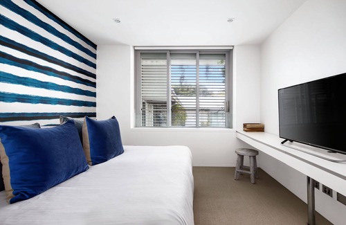 Bondi Beach Apartment | A Unique Luxury Three Bedroom Penthouse Apartment in the Heart of Bondi Beach