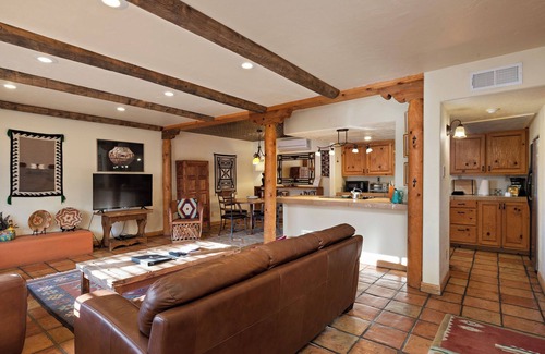 Northeast Santa Fe House | A Very "Santa Fe" Condo Blocks From The Plaza @ Fort Marcy