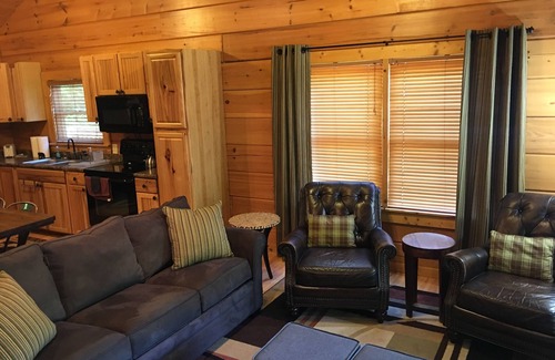 Sevierville Cabin | A WALK IN THE WOODS 1 - 3 Bed/2 bath cabin.