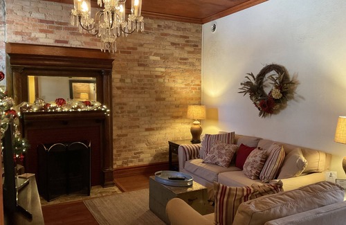 Lake Odessa Apartment | A Warm and Cozy in the heart of downtown Lake Odessa, Michigan