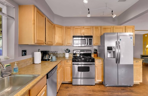 Peter Howell House | A Warm, Stylish Stay in the Heart of Tucson!