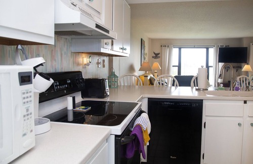 Indian Beach Condo | A Wave From It All - First Floor Condo