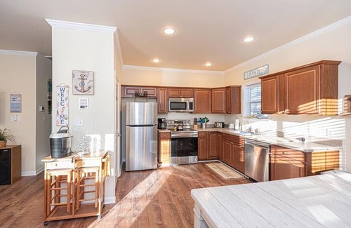 Ocean Pines House | A Wave From It All-Non Group Rental-Sleeps 6