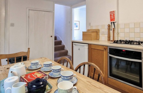 Beer Cottage | A wonderful holiday cottage close to the beach and town centre of Beer.