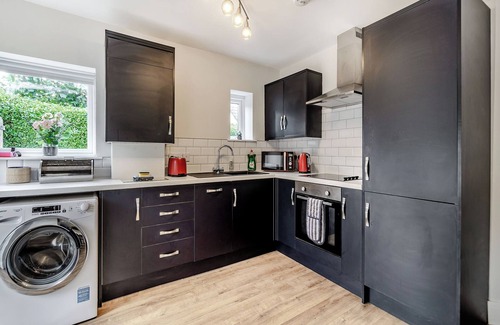 Sewerby Cottage | A wonderful two bedroom modern bungalow with a large enclosed garden.