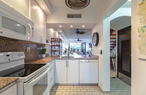 Candelero Abajo Villa | A World Apart Villa | The perfect getaway | Direct access to beach
