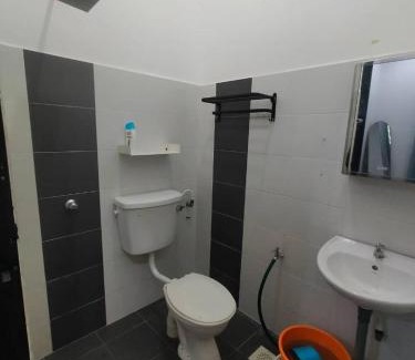 Kampung Geliga Besar House | A YIE HOMESTAY