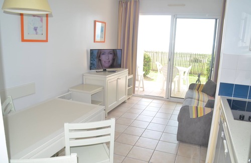 Chateau-d'Olonne Apartment | -A006 apartment-