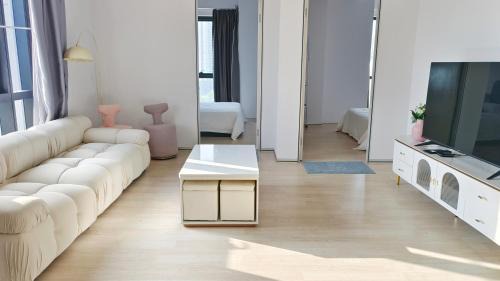 Bandar Tun Razak Apartment | A1. The Ins @ Aurpra Place beside Pavillion Bukit Jalil