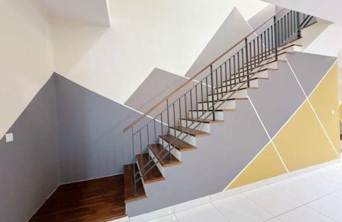 Tebrau House | A14 Glenmarie 38 Austin
