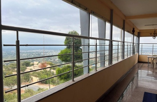 Kolar House | A2- Hill View Stay Kolar