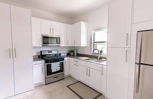 George Town Apartment | A2 - Modern Luxe @ Breezy Port