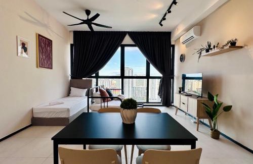 George Town Apartment | a29 seaview luxury 3BR-10PAX URBAN NETFLIX