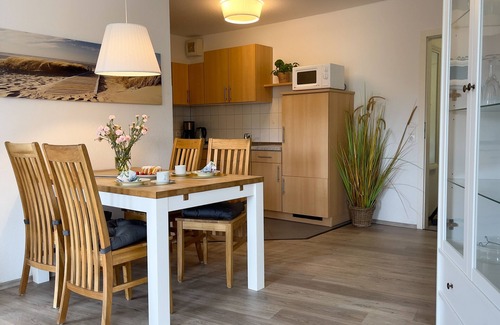 Sahlenburg Apartment | A3.3 - Bright vacation apartment, close to the beach for up to 7 people