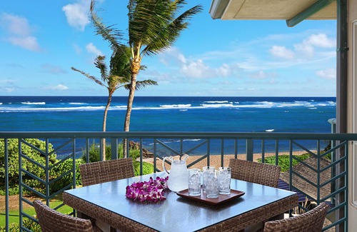 Wailua Condo | A402 - Corner Oceanfront Penthouse Suite - Amazing Pool, Lazy River, Beach & AC!