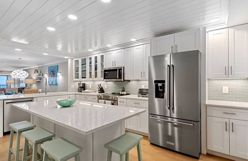 Sanibel House | A46 Now Renting for 2025 - Beach Front Penthouse *Luxury Remodel Private Sundeck