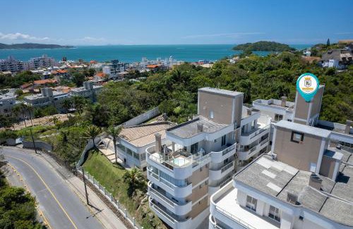 Quatro Ilhas Apartment | A48 - Acrópole