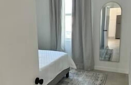 George Town Apartment | A6 - Isle Explorer @ Breezy Port