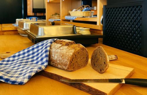 Mitterdarching Hotel | A8 Hotel im Darchinger Hof Bed & Breakfast - Zwischen Holzkirchen und Weyarn - Zwischen München Salzburg und Innsbruck - Kurz vor dem Irschenberg