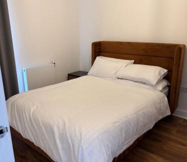 Gascoigne Apartment | AA Apartment