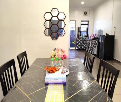 Banting House | AA Homestay Bandar Mahkota Banting