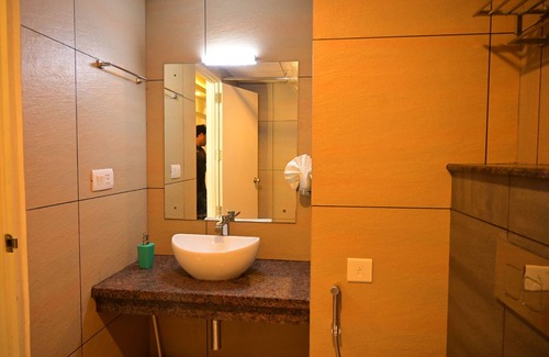 Kovalam Hotel | Aadisaktthi Leisure Resort, Kovalam