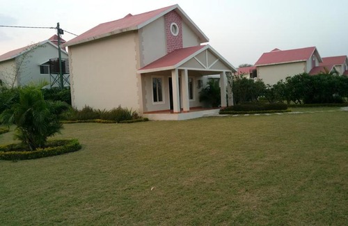 Bhojpur House | Aakriti Exotica Resort